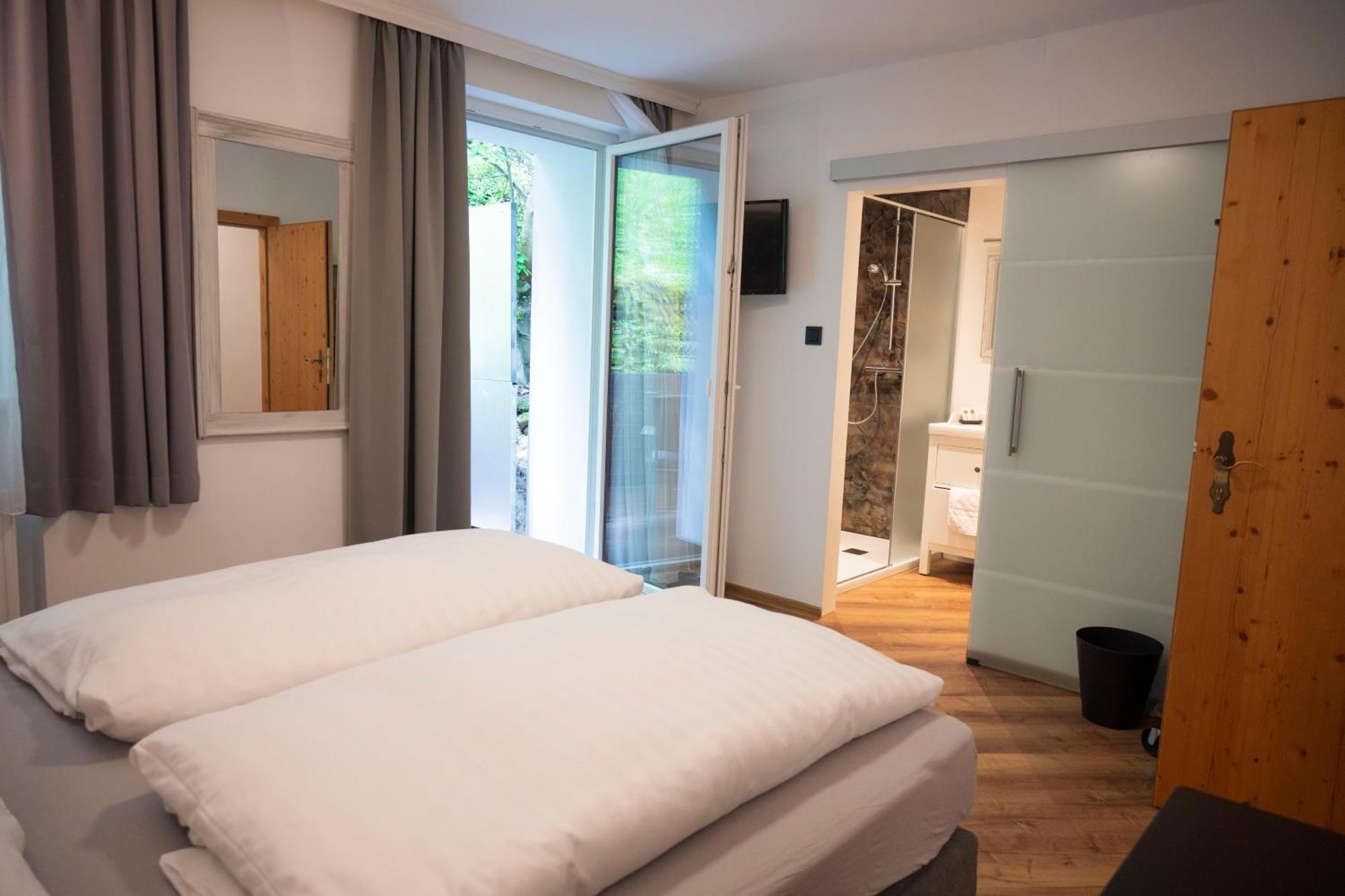 Bed & Breakfast Goldener Stiefel Mariazell Dış mekan fotoğraf